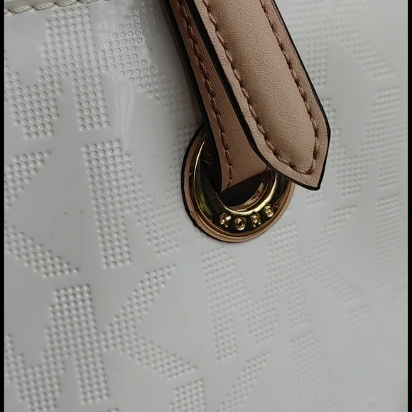 Michael Kors White Patent and Tan Tote Bag - Picture 2 of 7